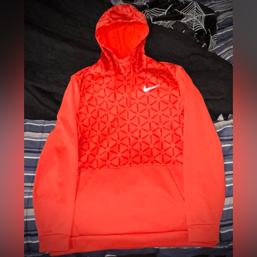 Nike therma-fit sweatshirt size XL orange/ red color